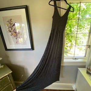 Adrienne Vittadini Maxi Dress